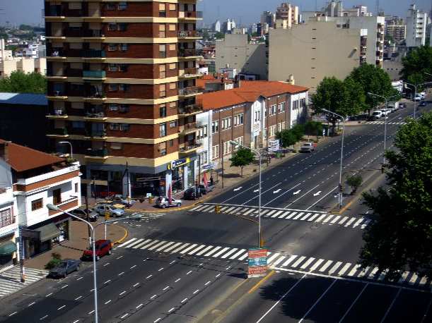 Autos con cambios automaticos y una la flota de vehiculos mas moderna de argentina